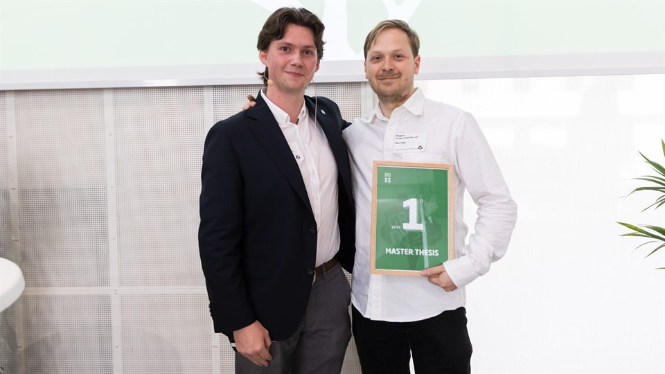 Thor Deibert og vinder af 1. plads kandidatspeciale