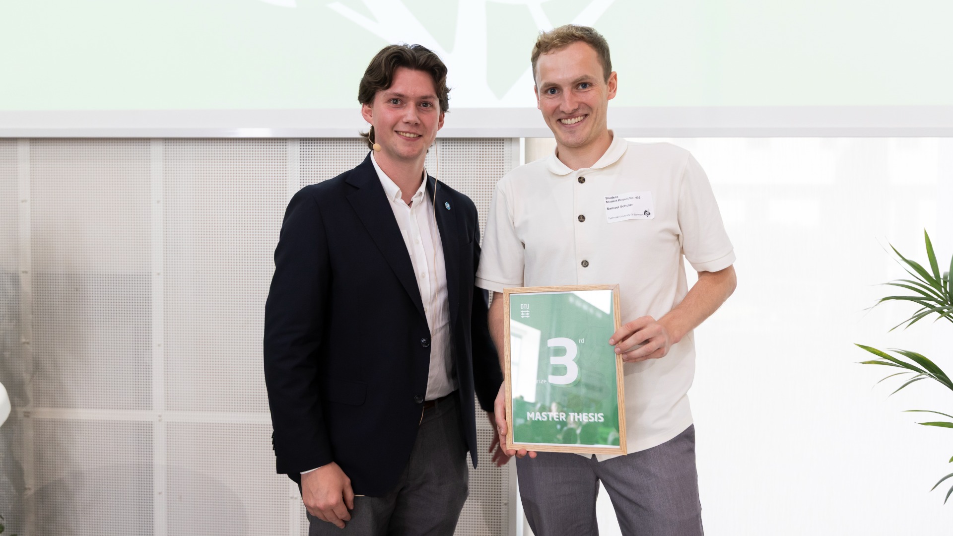 Thor Deibert and winner 3rd prize Master Thesis